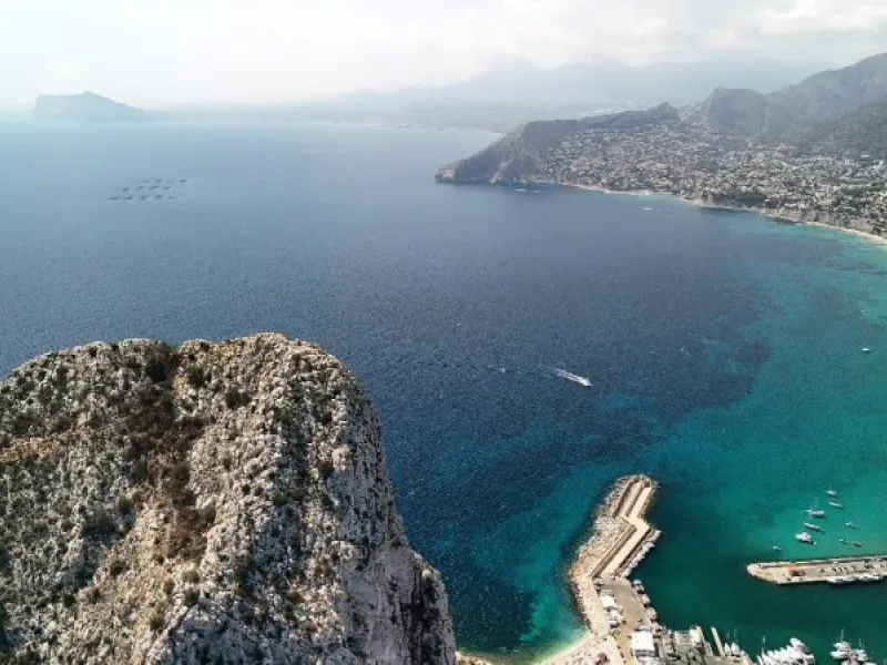 Spacious Apartment with Panoramic Sea Views in Calpe Port