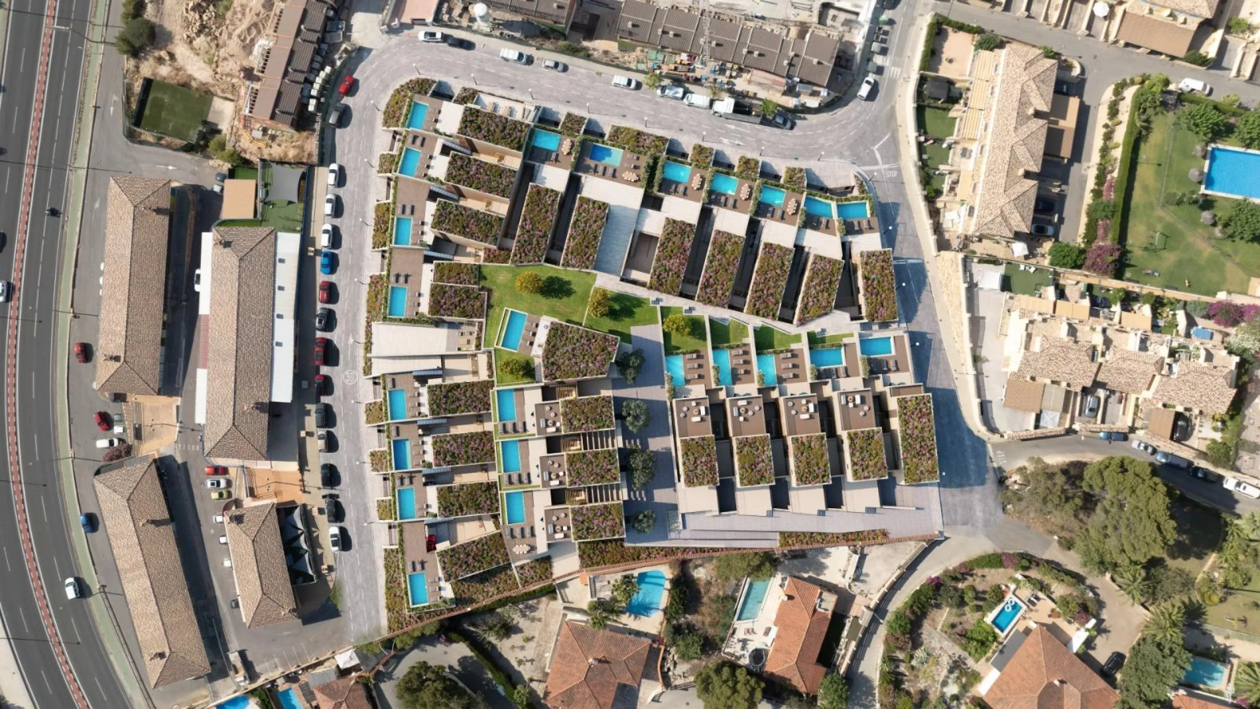🏡 AMIRAL – Exclusive villas with Mediterranean views in La Nucía