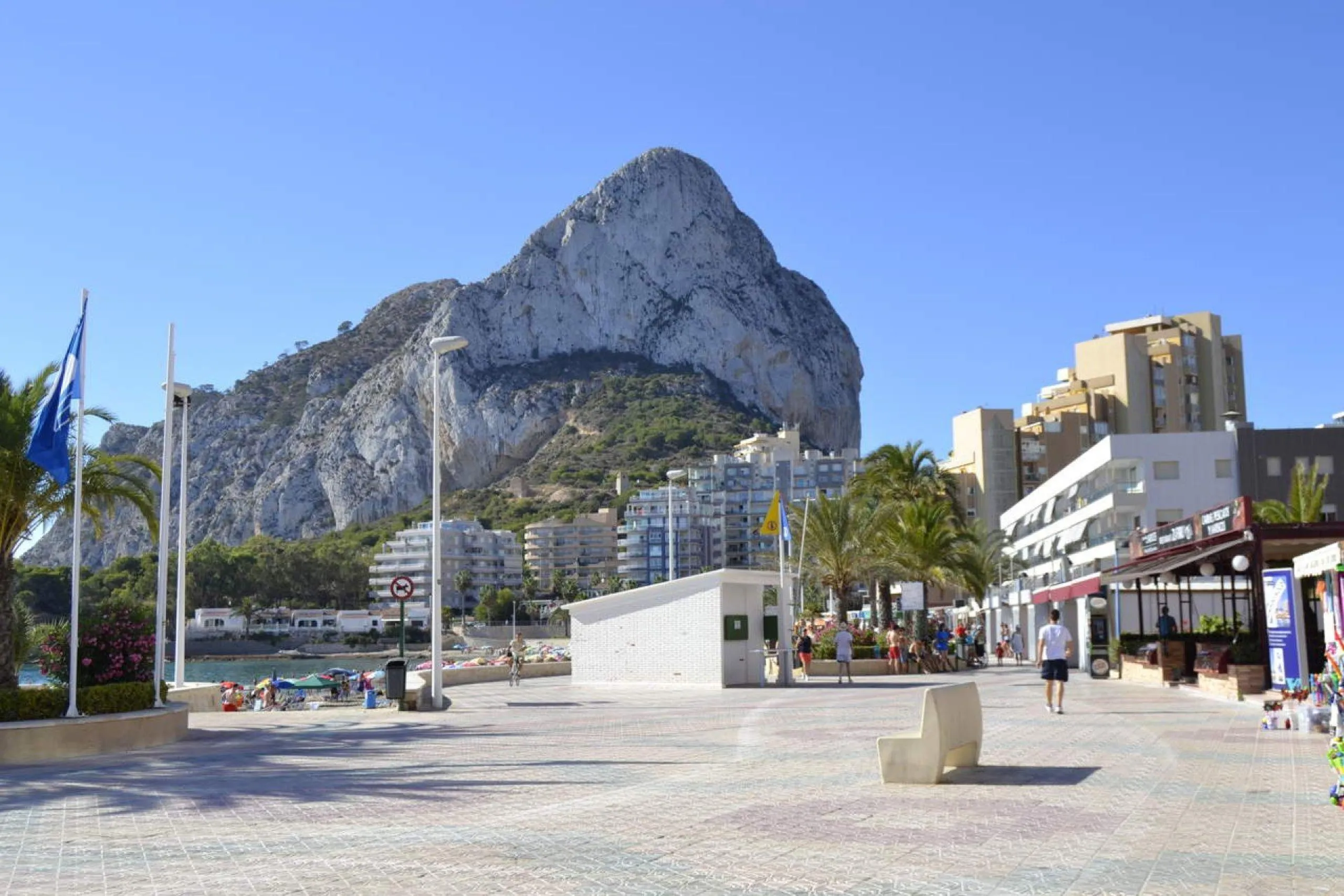 Bright Apartment with Views of the Mediterranean in Calpe