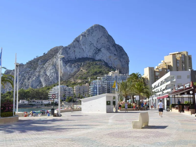 Bright Apartment with Views of the Mediterranean in Calpe