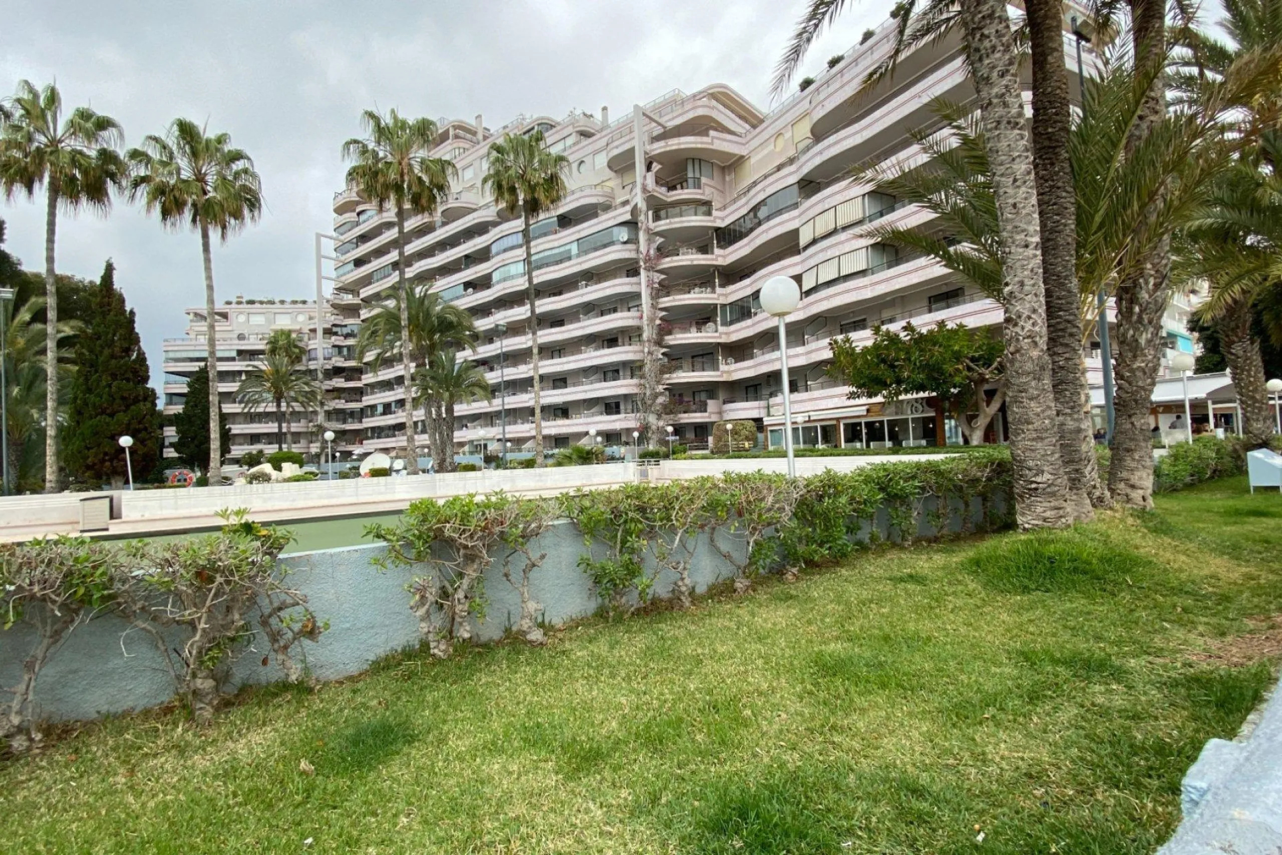 Bright Apartment with Views of the Mediterranean in Calpe