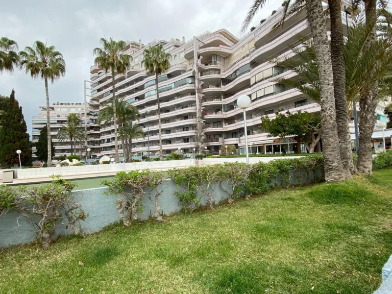 Bright Apartment with Views of the Mediterranean in Calpe