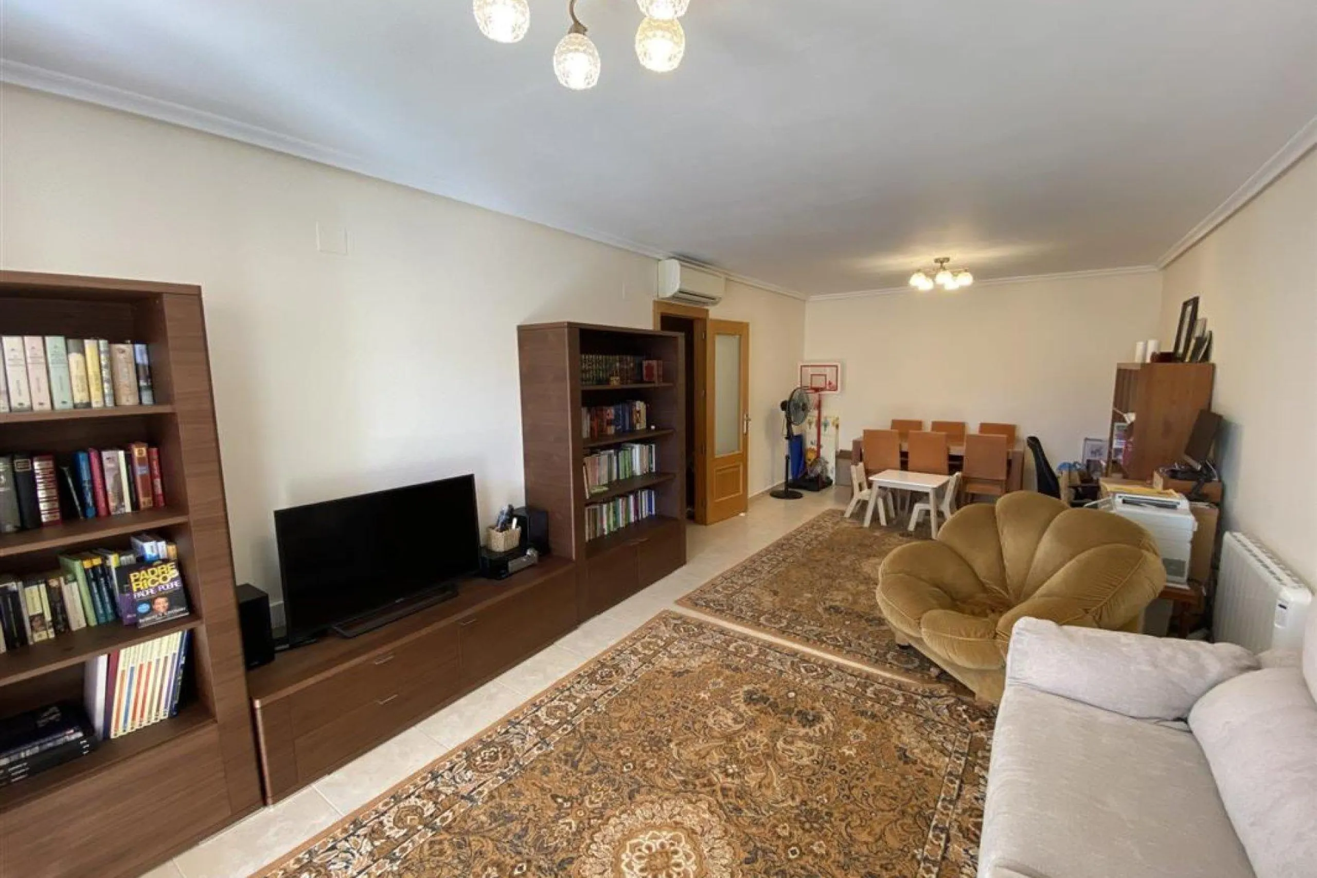 Spacious and Welcoming Apartment in the Center of Altea 250 m from the Beach