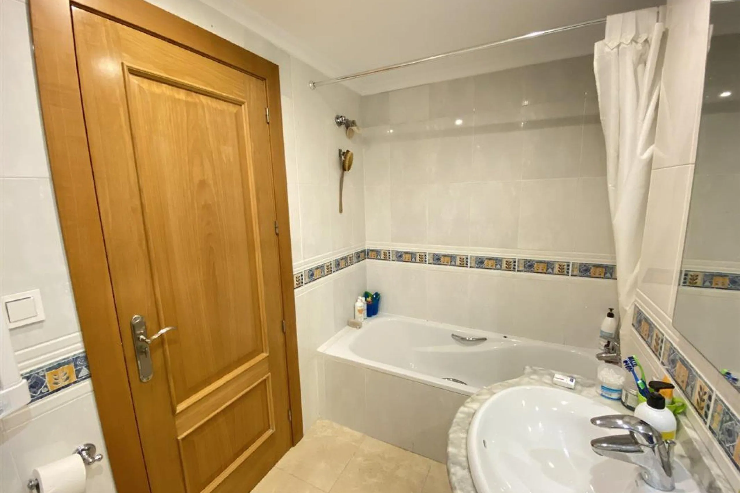Spacious and Welcoming Apartment in the Center of Altea 250 m from the Beach