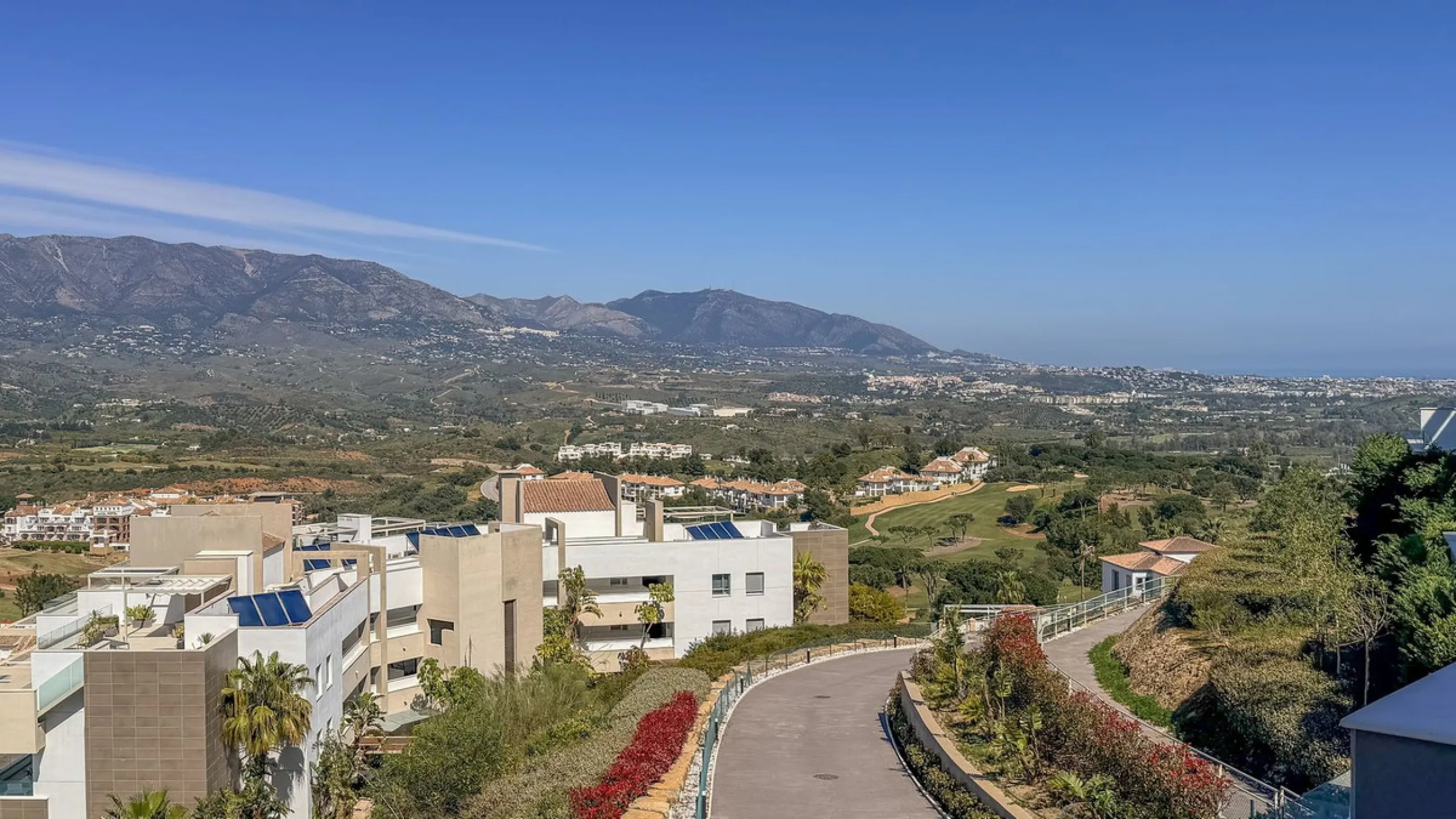 Wunderschöne 2-Zimmer-Wohnung mit 2 Bädern in Grand View – La Cala Golf