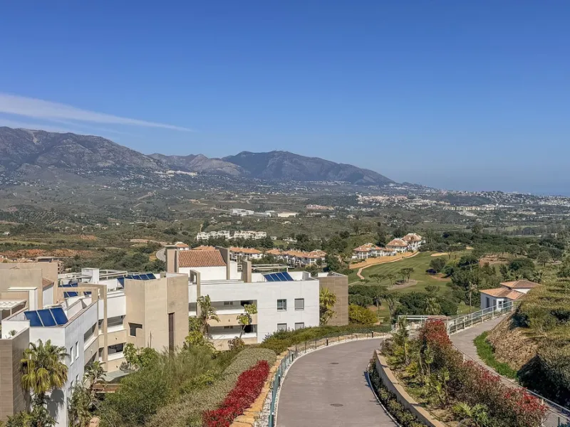 Wunderschöne 2-Zimmer-Wohnung mit 2 Bädern in Grand View – La Cala Golf