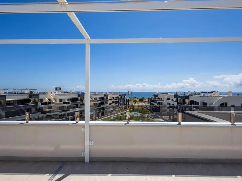 Luxury Penthouse for Sale in Playa Flamenca, Orihuela Costa – Modern Design, Sea Views & Private Solarium