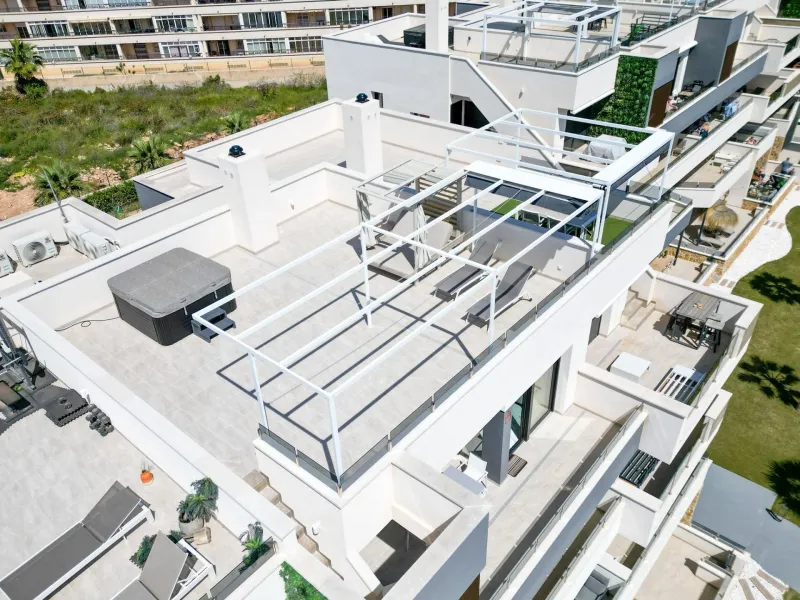 Luxury Penthouse for Sale in Playa Flamenca, Orihuela Costa – Modern Design, Sea Views & Private Solarium