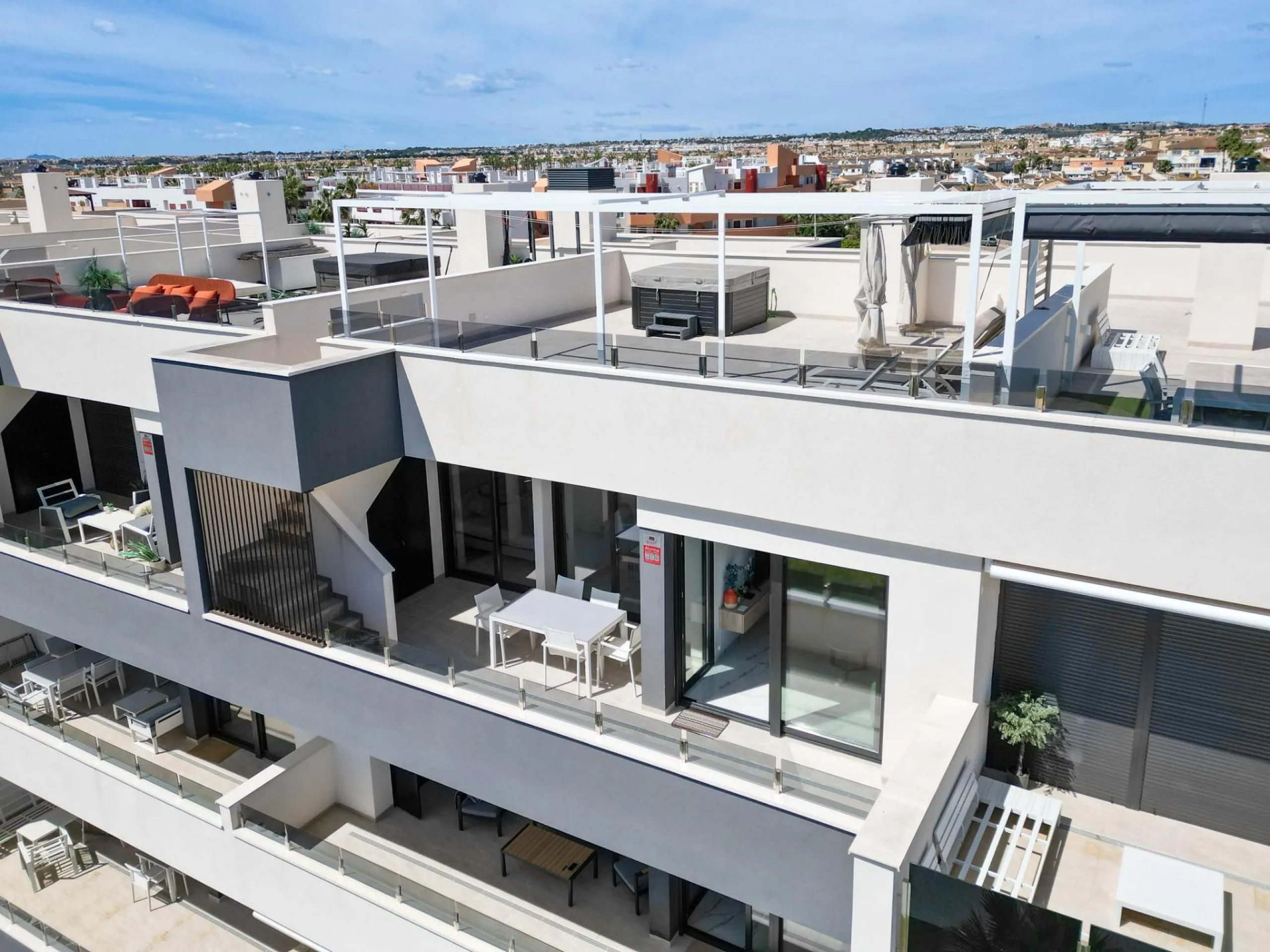 Luxury Penthouse for Sale in Playa Flamenca, Orihuela Costa – Modern Design, Sea Views & Private Solarium