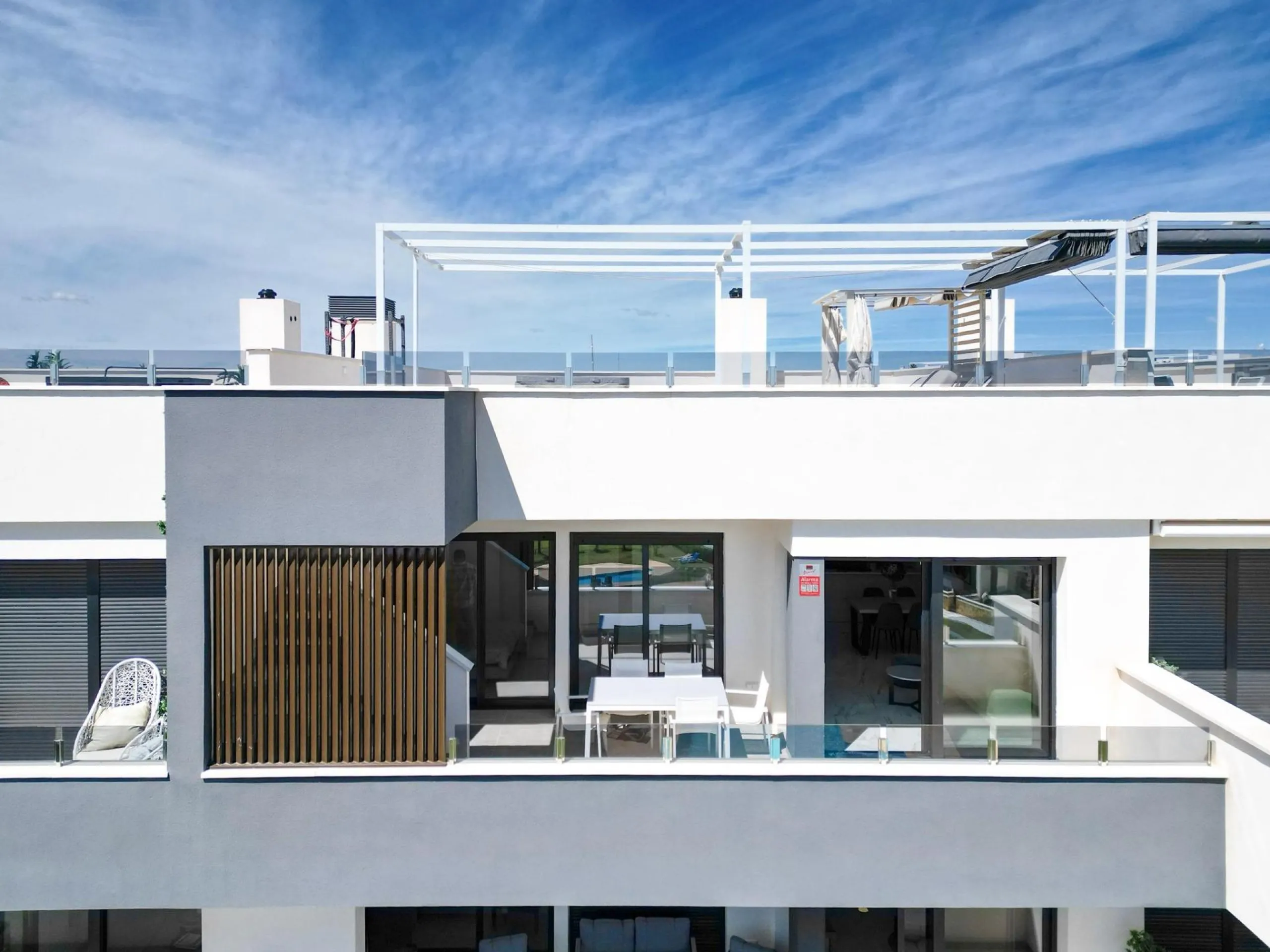 Luxury Penthouse for Sale in Playa Flamenca, Orihuela Costa – Modern Design, Sea Views & Private Solarium