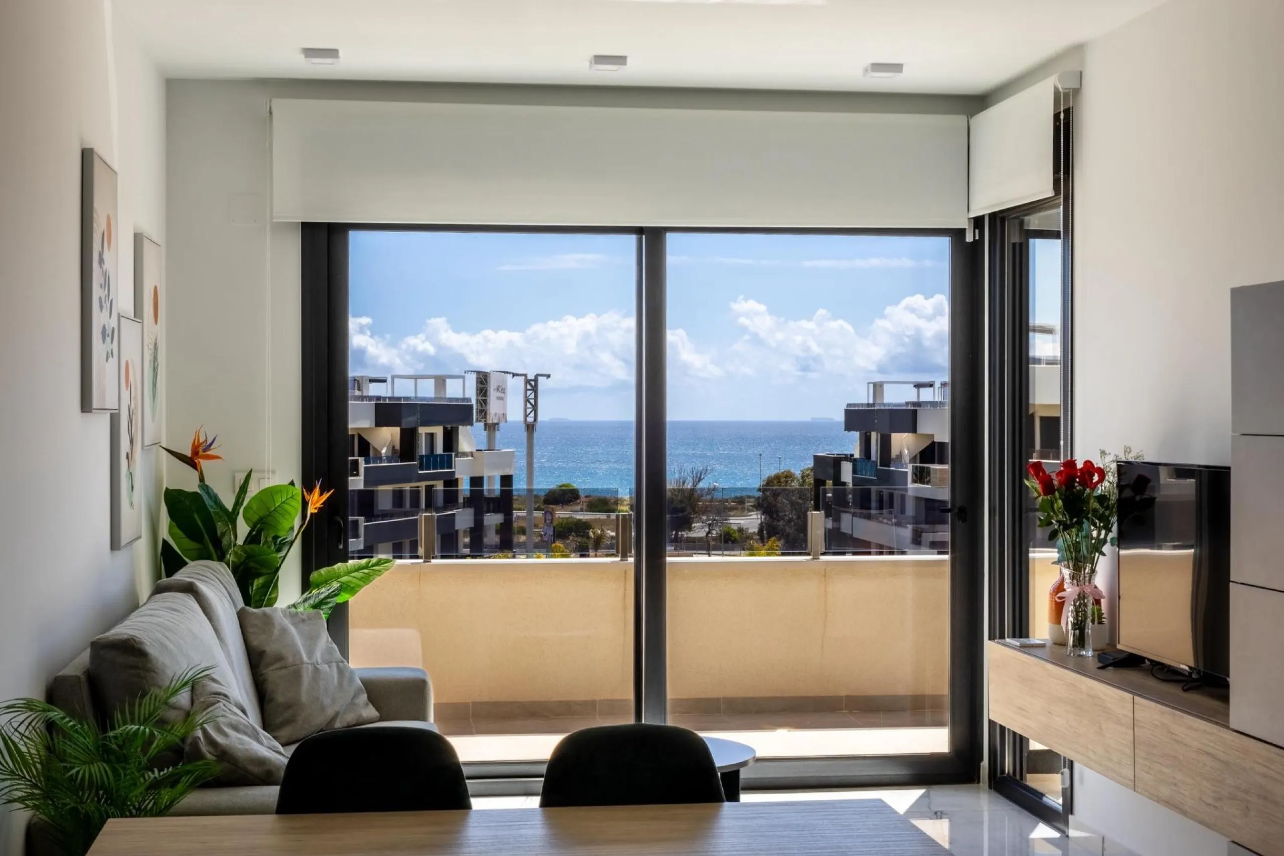 Luxury Penthouse for Sale in Playa Flamenca, Orihuela Costa – Modern Design, Sea Views & Private Solarium