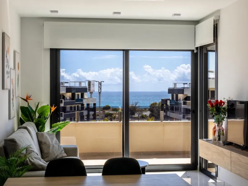 Luxury Penthouse for Sale in Playa Flamenca, Orihuela Costa – Modern Design, Sea Views & Private Solarium