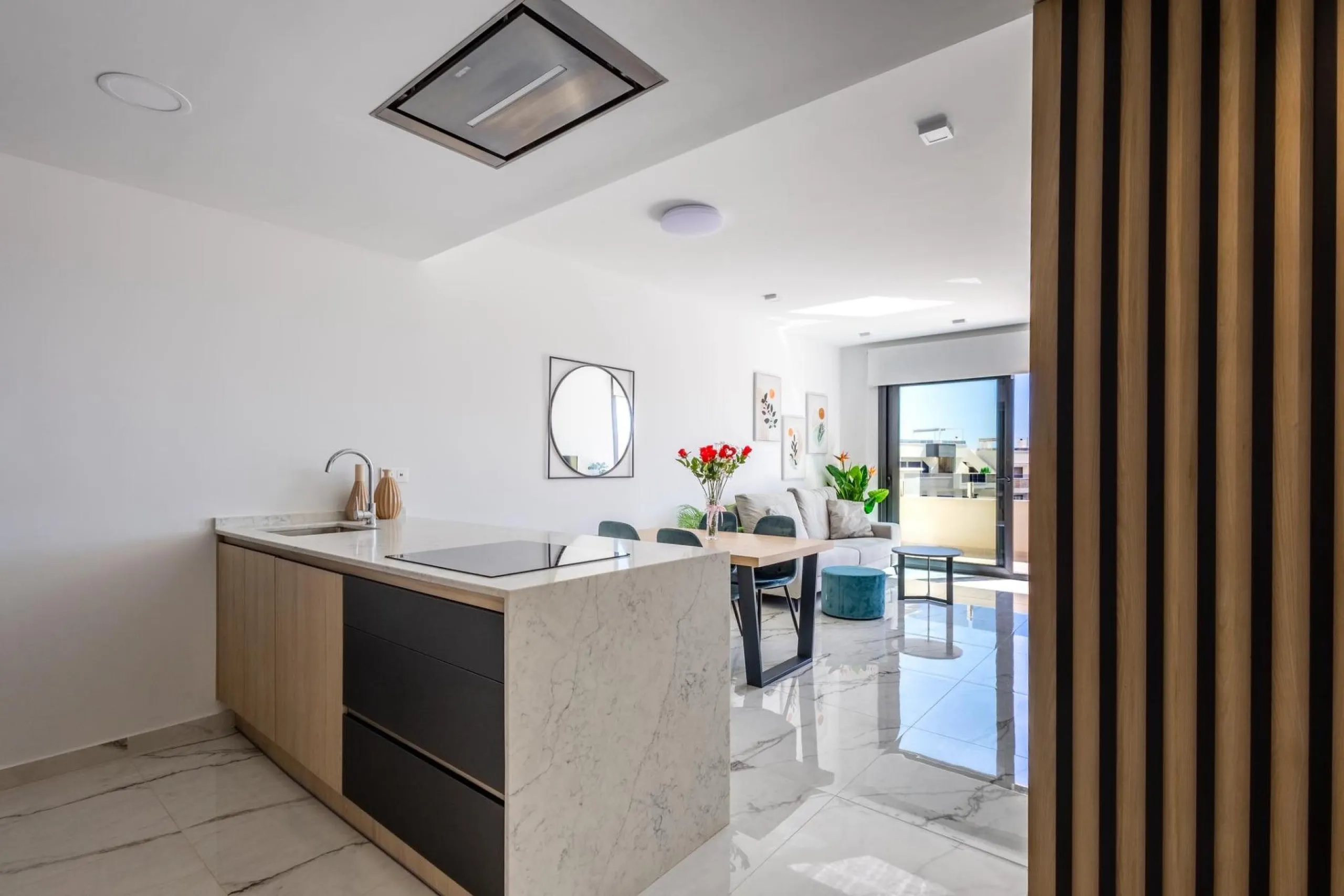 Luxury Penthouse for Sale in Playa Flamenca, Orihuela Costa – Modern Design, Sea Views & Private Solarium