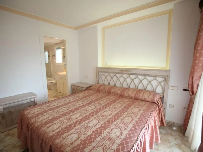 Luxury Apartment on the Frontline Beach with Panoramic Sea Views in Calpe