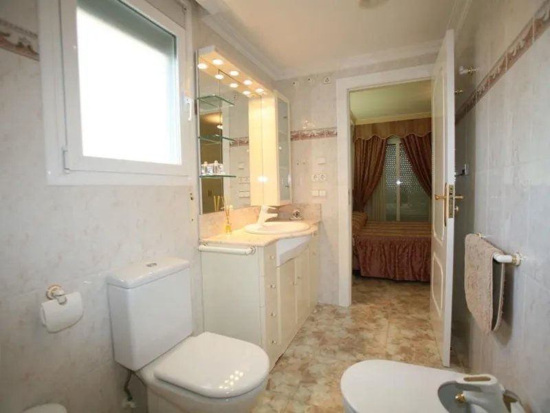 Luxury Apartment on the Frontline Beach with Panoramic Sea Views in Calpe