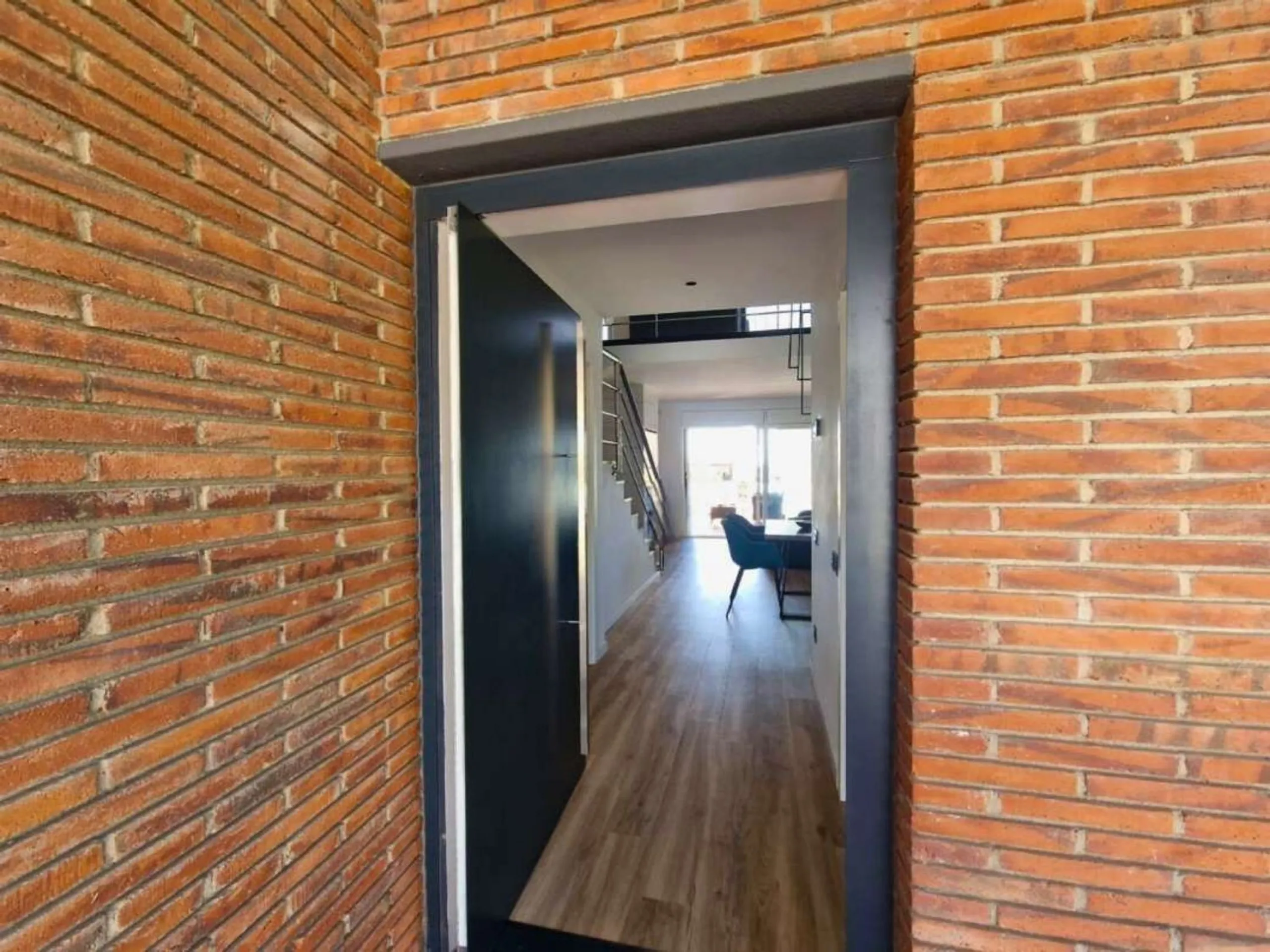 Fully Renovated Single-Level Detached Villa, Energy Self-Sufficient and with Sea Views in Valparaíso, Cunit
