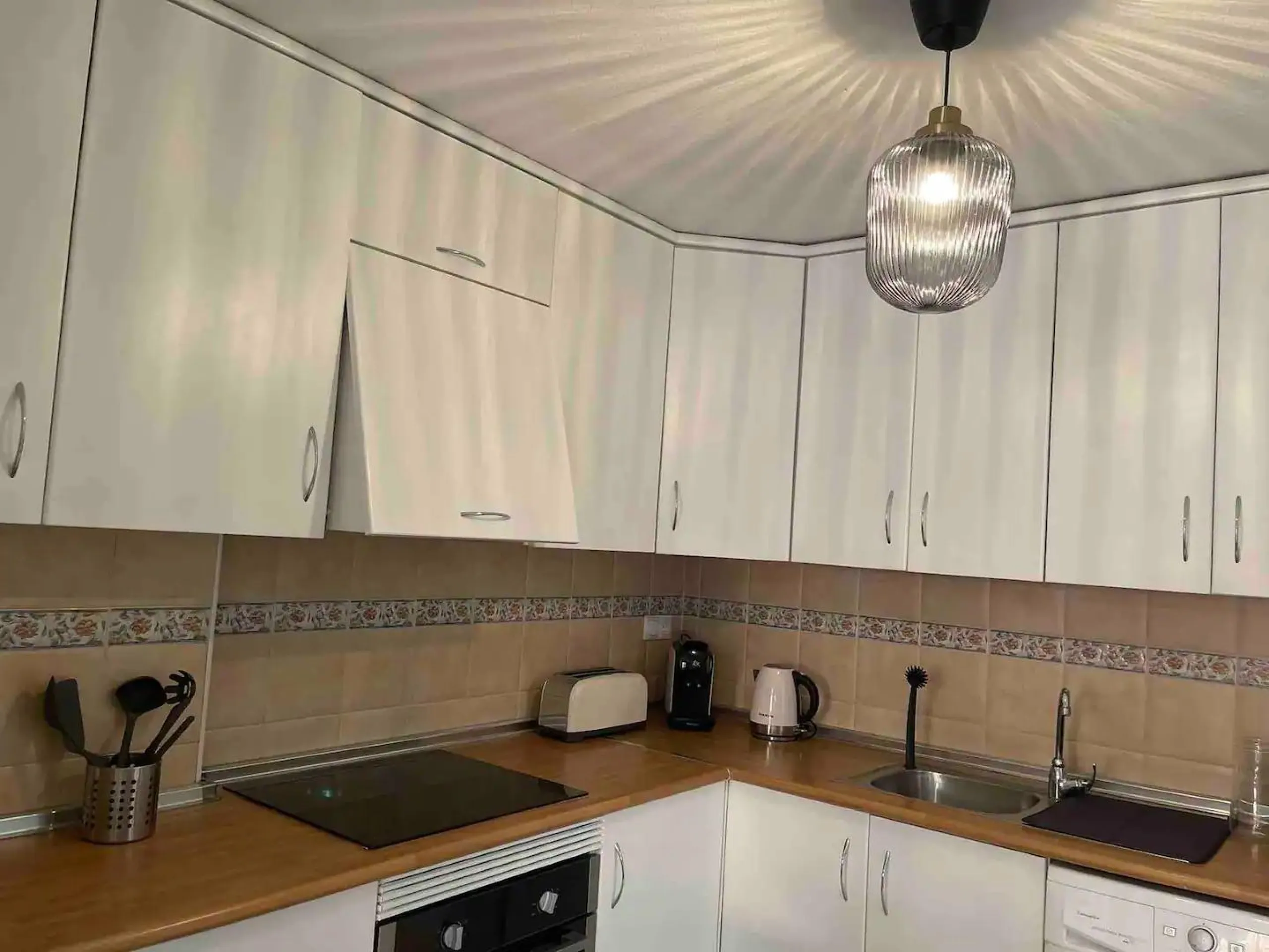 PRIMERA LINEA PLAYA LOS LOCOS, 2 HABS, PISCINA COMUNITARIA 195.000€