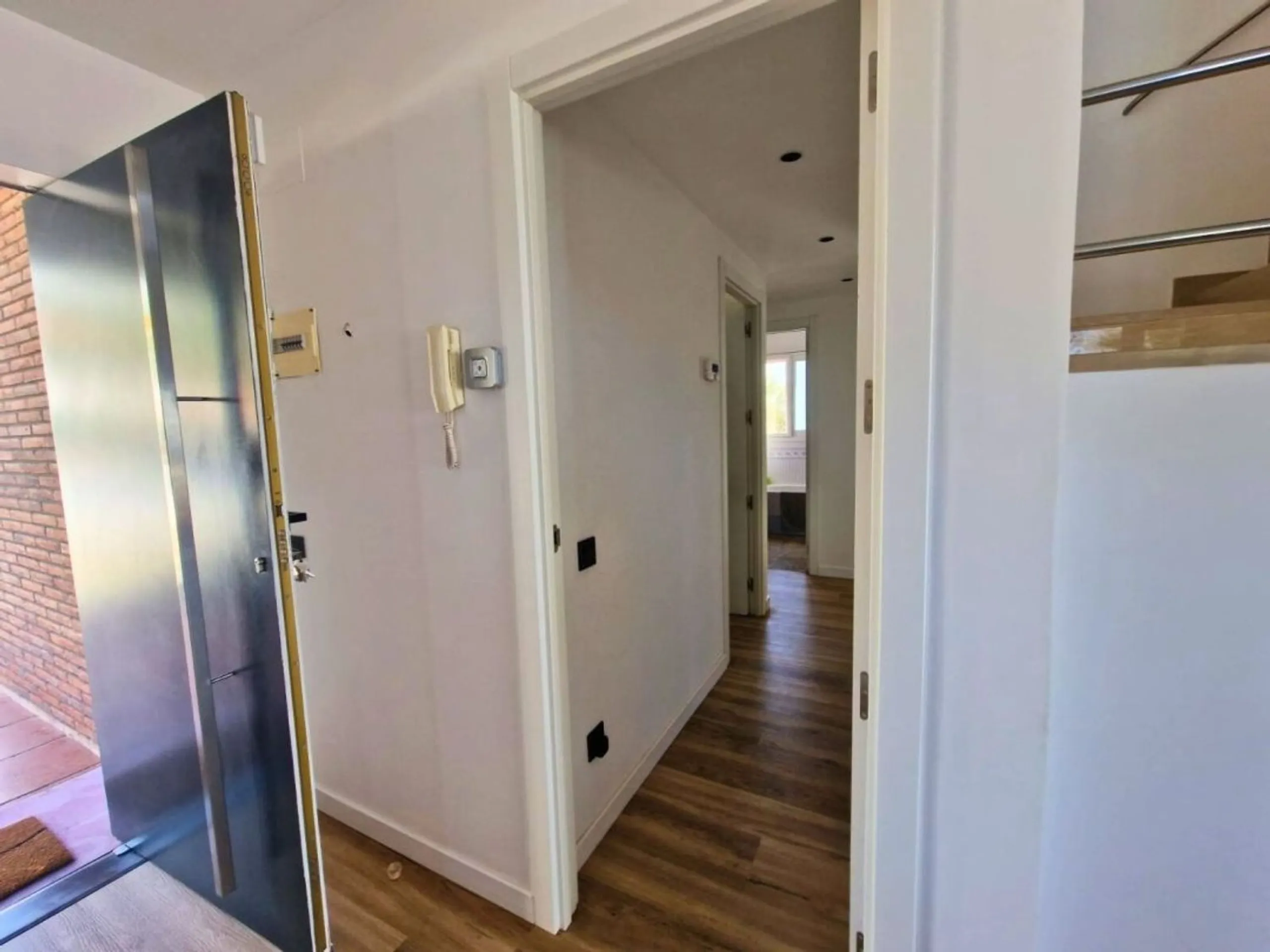 Fully Renovated Single-Level Detached Villa, Energy Self-Sufficient and with Sea Views in Valparaíso, Cunit