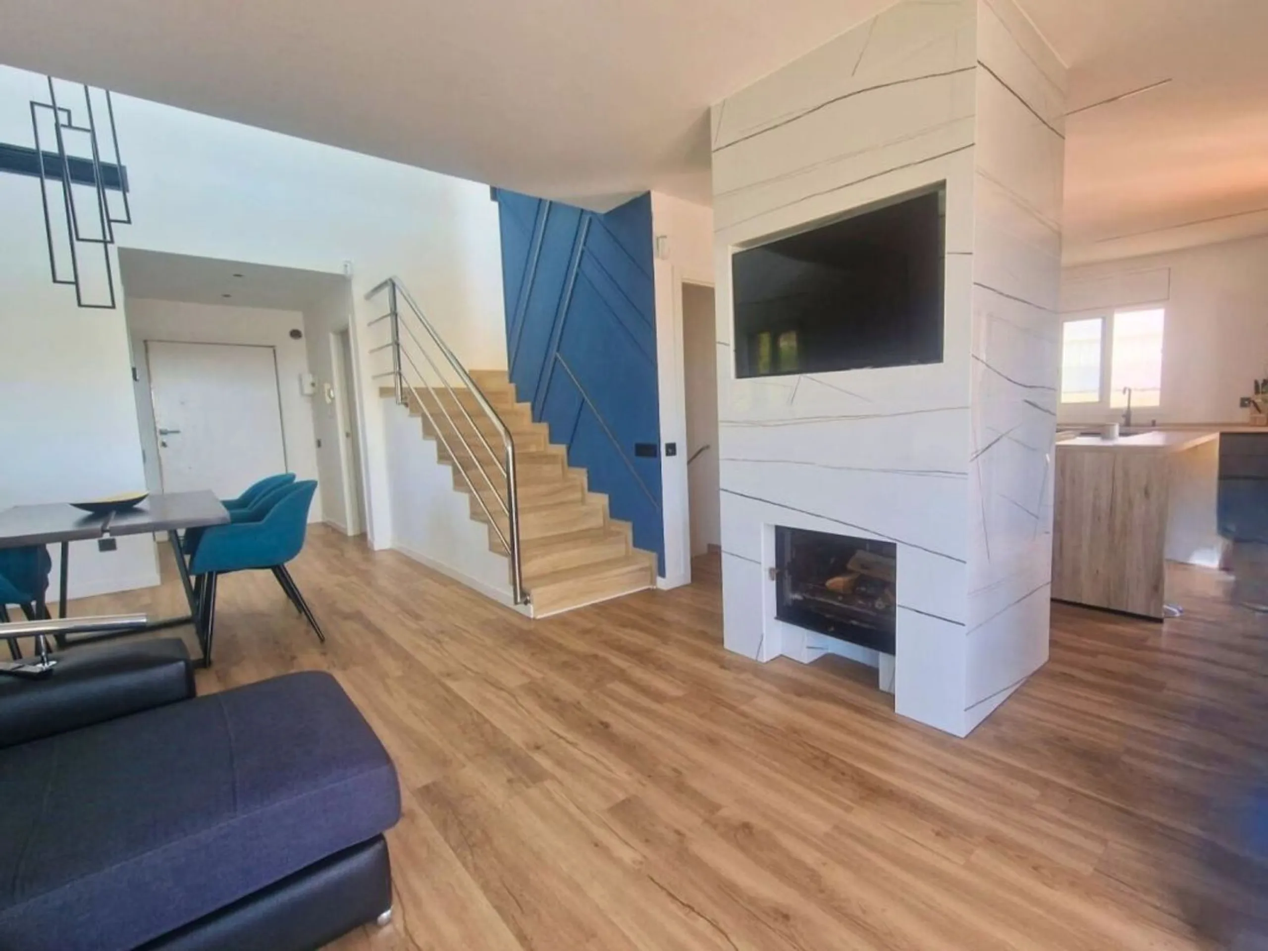 Fully Renovated Single-Level Detached Villa, Energy Self-Sufficient and with Sea Views in Valparaíso, Cunit