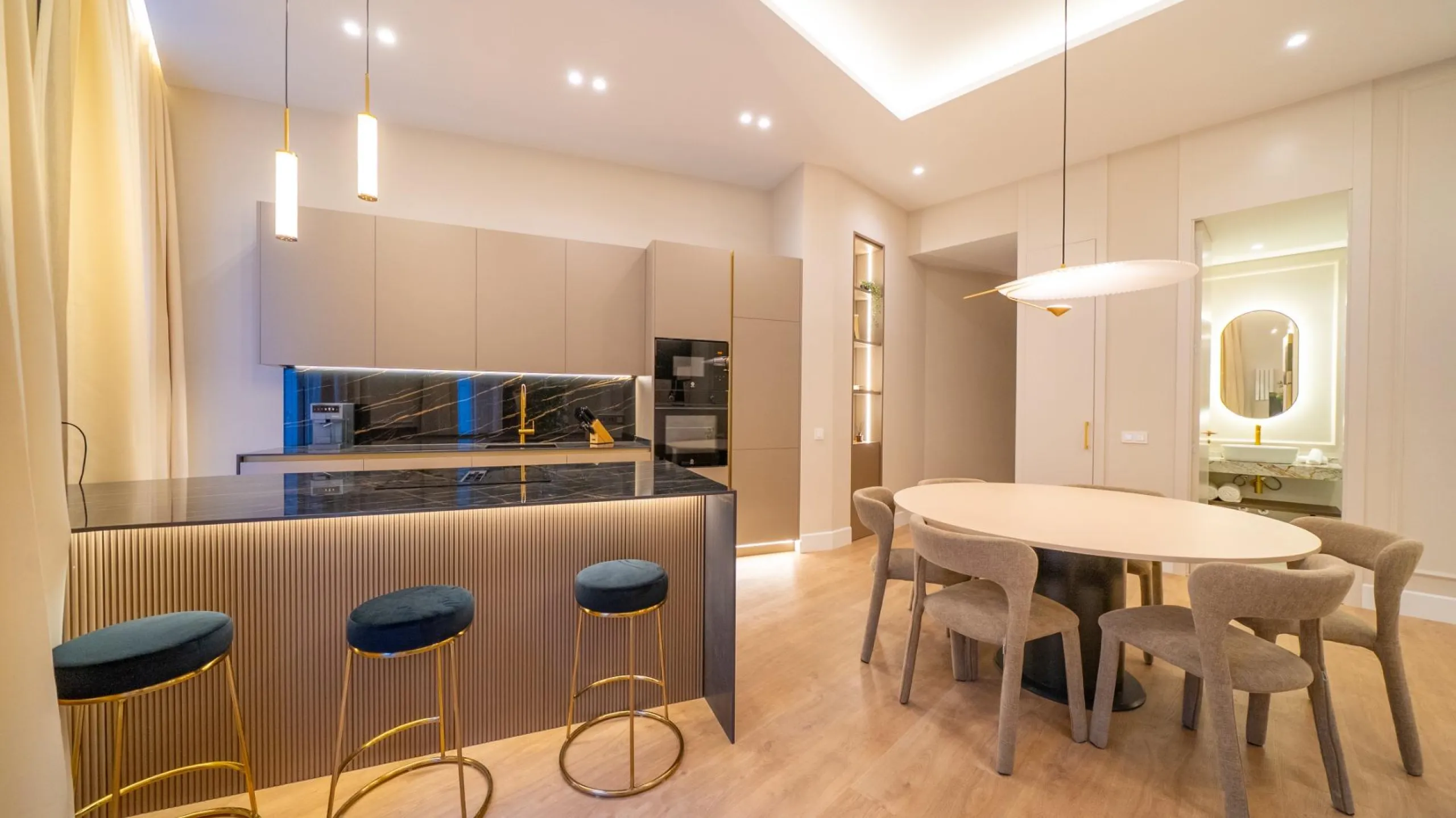 LUXURY REFURBISHED 3-BEDROOM APARTMENT IN CHUECA – 146 M² | MADRID CENTER