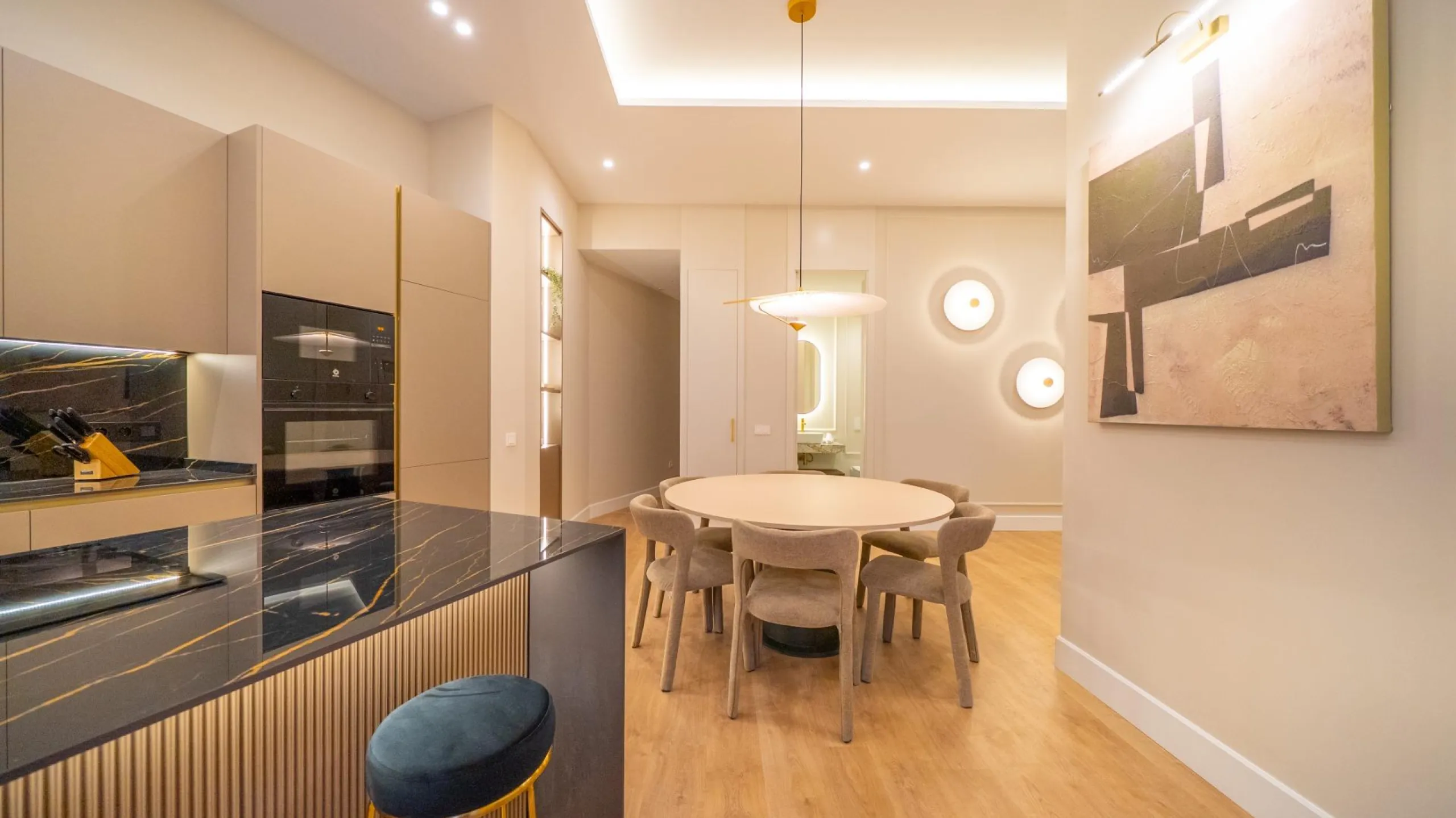 LUXURY REFURBISHED 3-BEDROOM APARTMENT IN CHUECA – 146 M² | MADRID CENTER