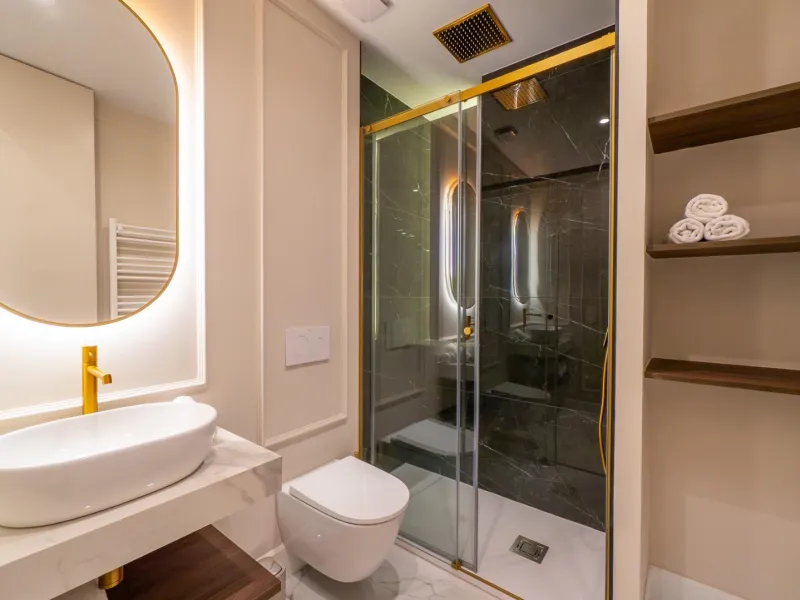 LUXURY REFURBISHED 3-BEDROOM APARTMENT IN CHUECA – 146 M² | MADRID CENTER