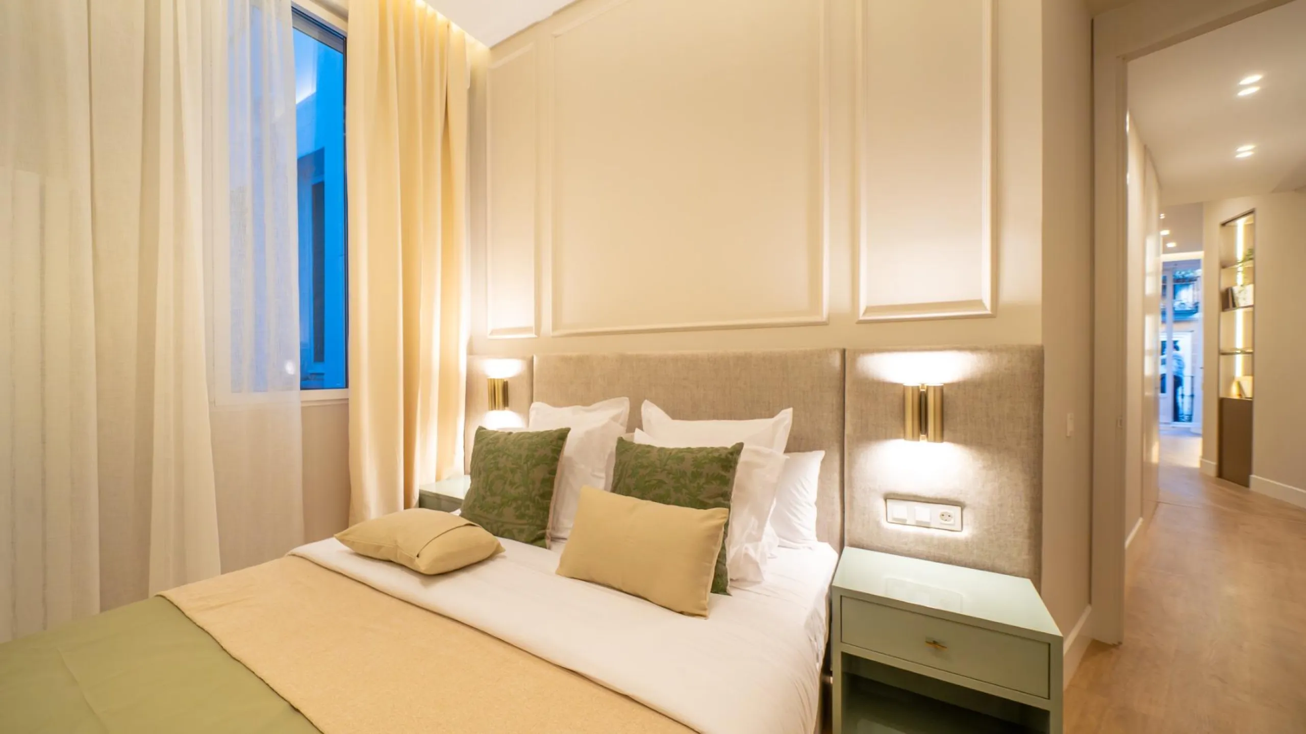 LUXURY REFURBISHED 3-BEDROOM APARTMENT IN CHUECA – 146 M² | MADRID CENTER