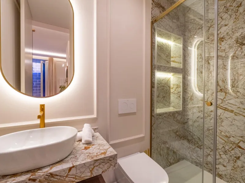LUXURY REFURBISHED 3-BEDROOM APARTMENT IN CHUECA – 146 M² | MADRID CENTER