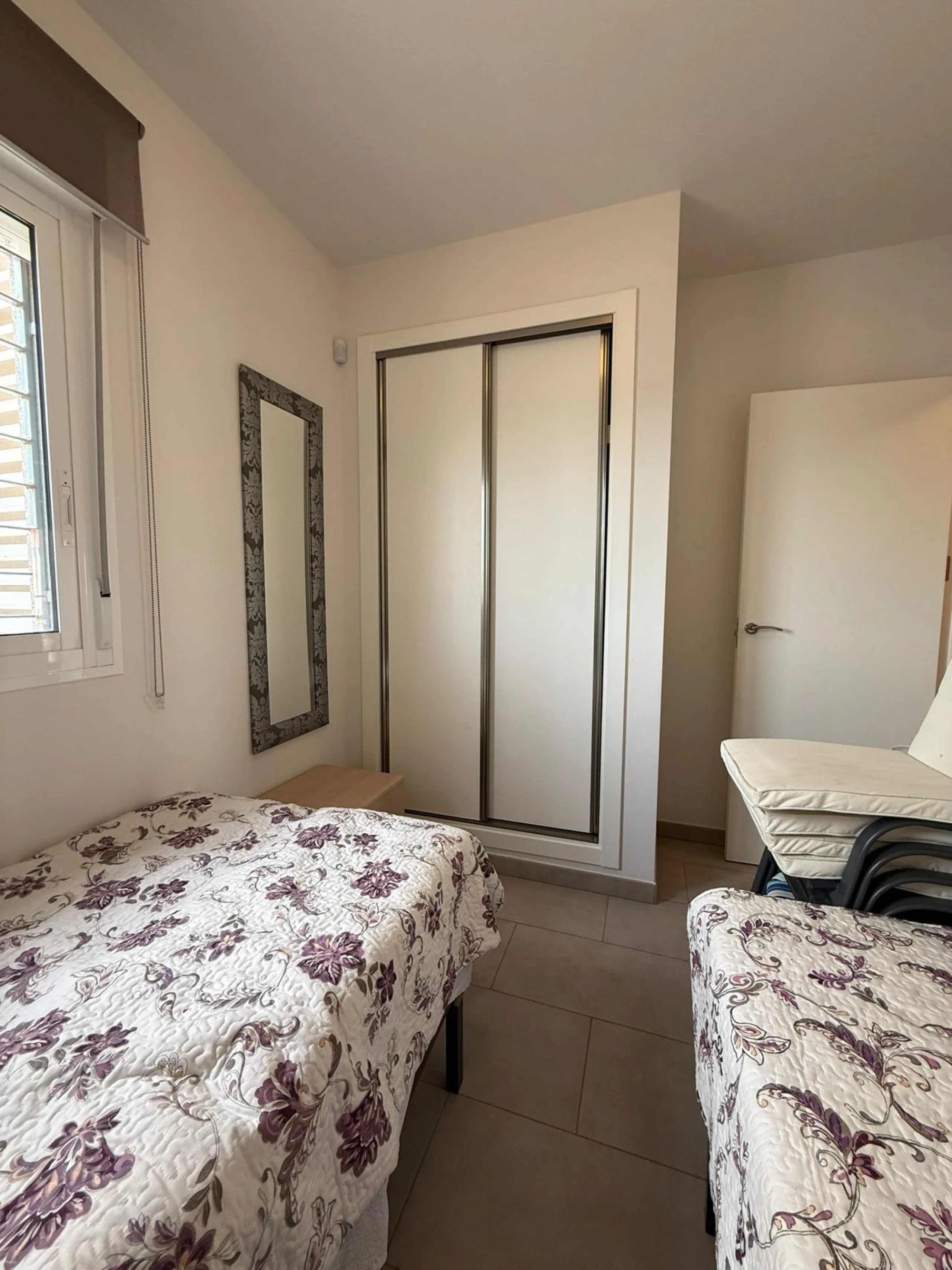 Bungalow en Aguas Nuevas de 2 dormitorios con piscina parking y solárium privado
