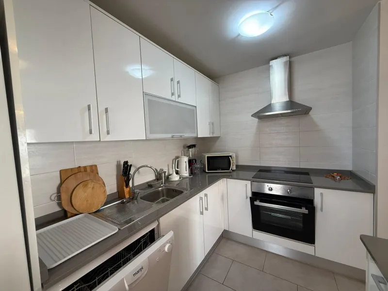 Bungalow en Aguas Nuevas de 2 dormitorios con piscina parking y solárium privado