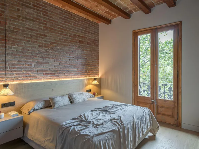 High-End Renovated Apartment in a Historic Building in Eixample, Barcelona