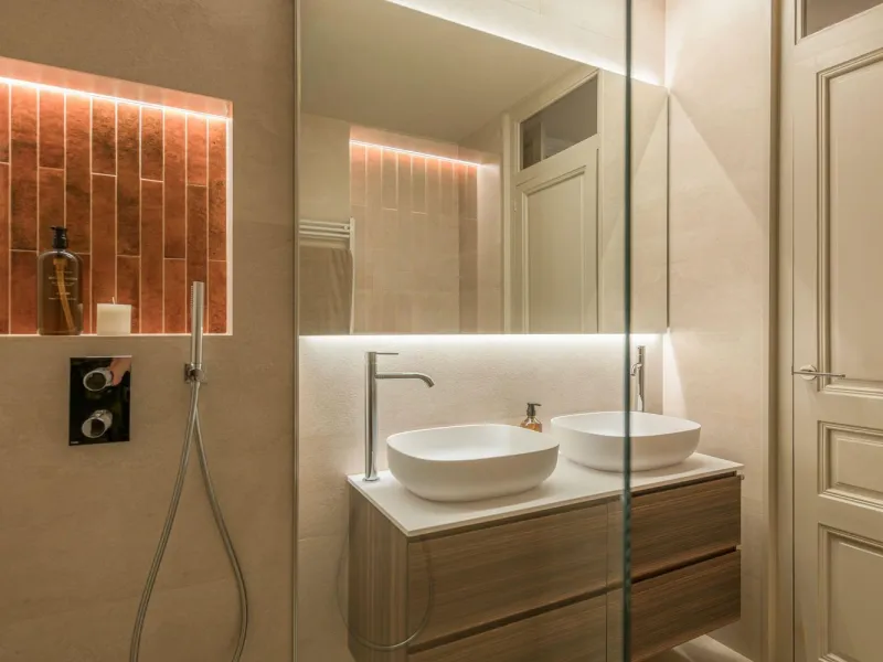 High-End Renovated Apartment in a Historic Building in Eixample, Barcelona