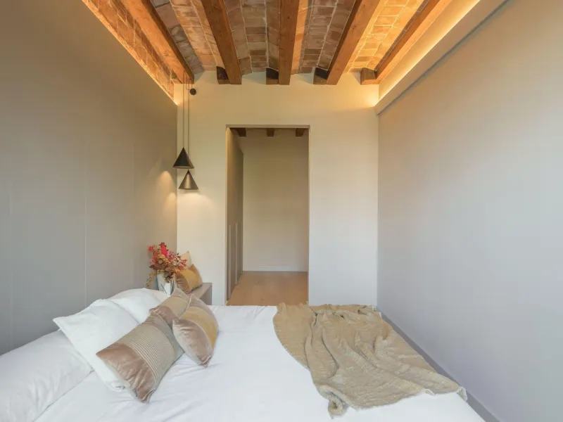 High-End Renovated Apartment in a Historic Building in Eixample, Barcelona