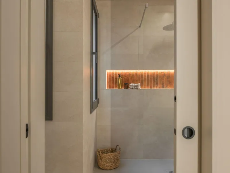 High-End Renovated Apartment in a Historic Building in Eixample, Barcelona
