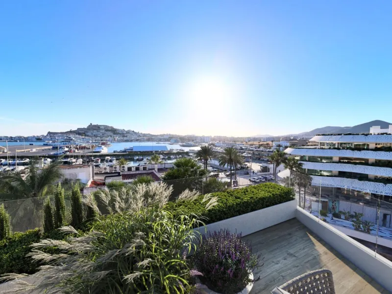 LUXURIOUS AND EXCLUSIVE NEW DEVELOPMENT IN MARINA BOTAFOCH, IBIZA – Duplex Penthouses