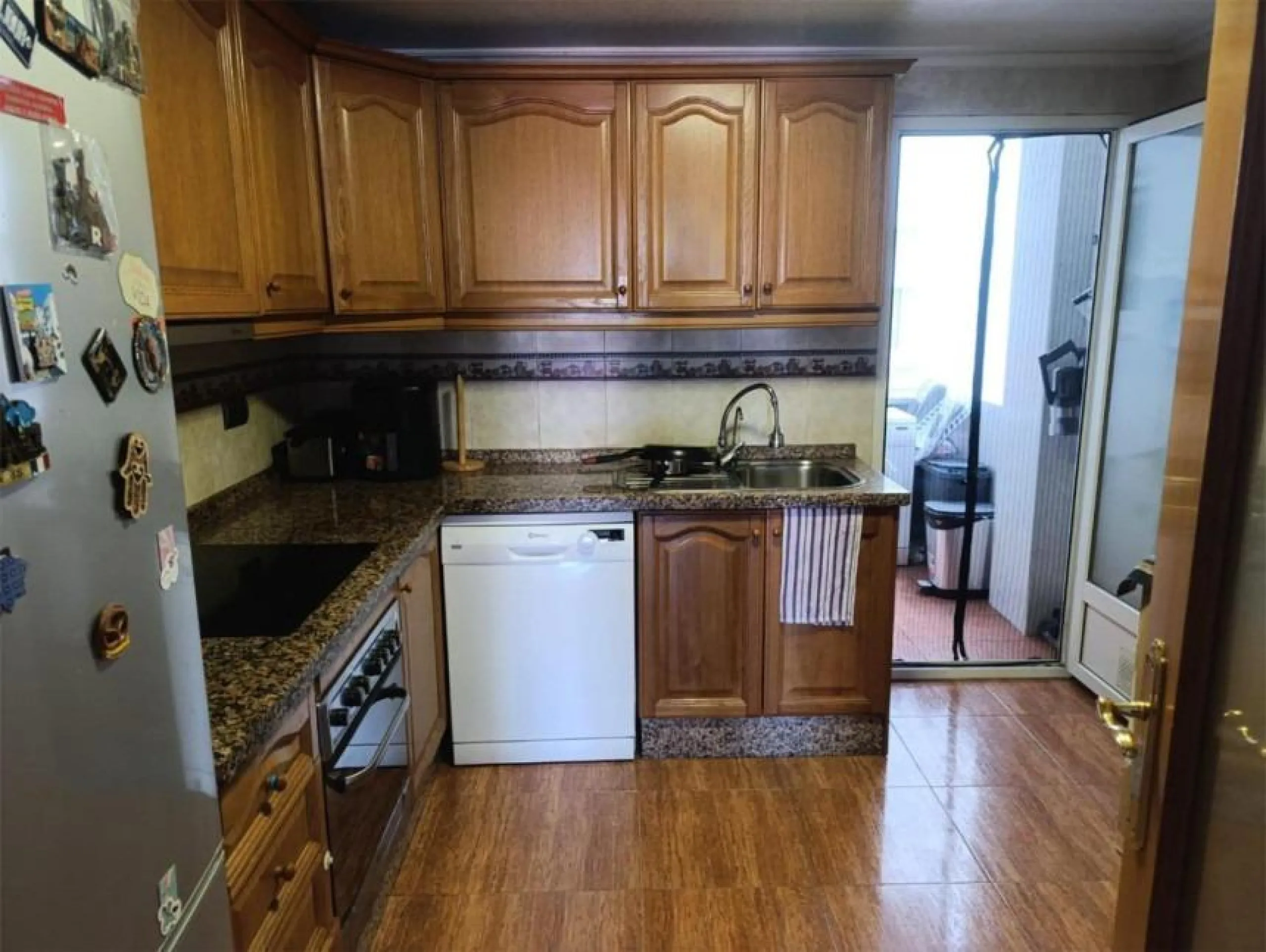 GRAN APARTAMENTO EN TORREVIEJA, 4 HAB, 2BAÑOS