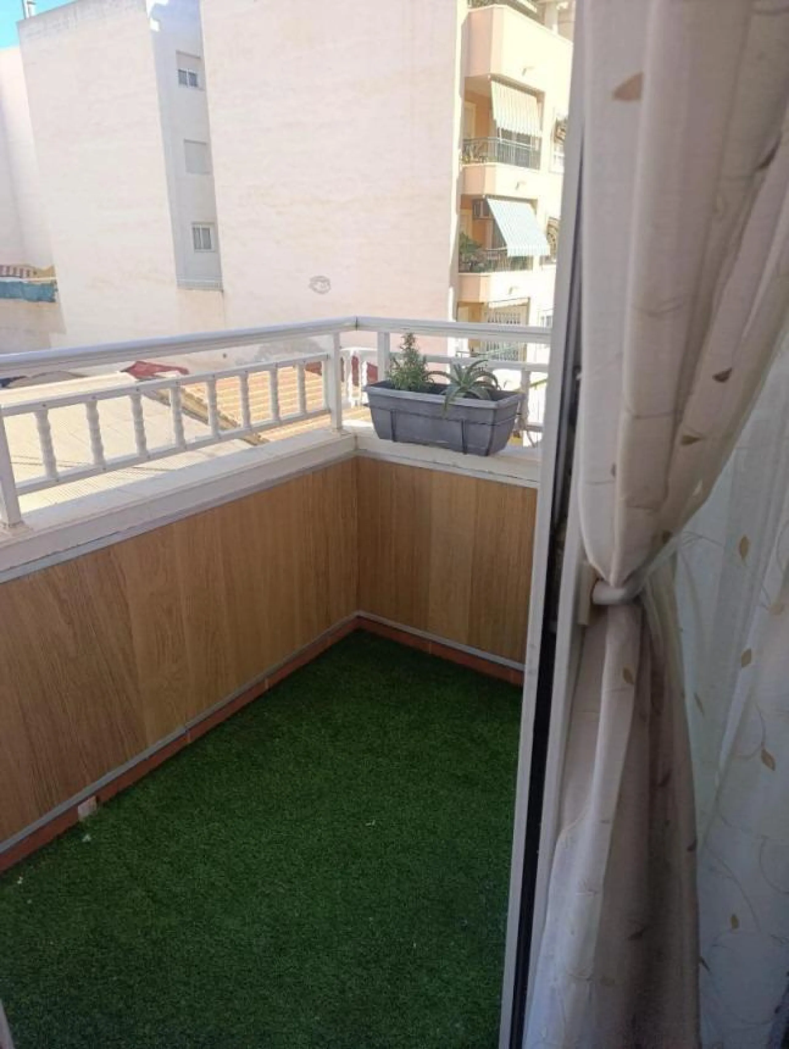 GRAN APARTAMENTO EN TORREVIEJA, 4 HAB, 2BAÑOS