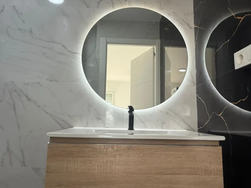 GRAN ESTUDIO EN TOTALMENTE REFORMADO EN CIUDAD QUESADA CON VISTAS Y PISCINA.