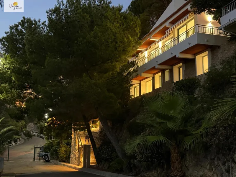 Villa de alta gama en la costa mediterránea, residencia Cap Blanc, Cullera