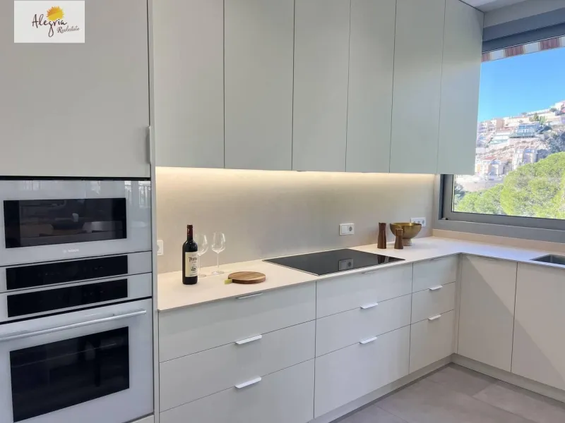 Villa de alta gama en la costa mediterránea, residencia Cap Blanc, Cullera