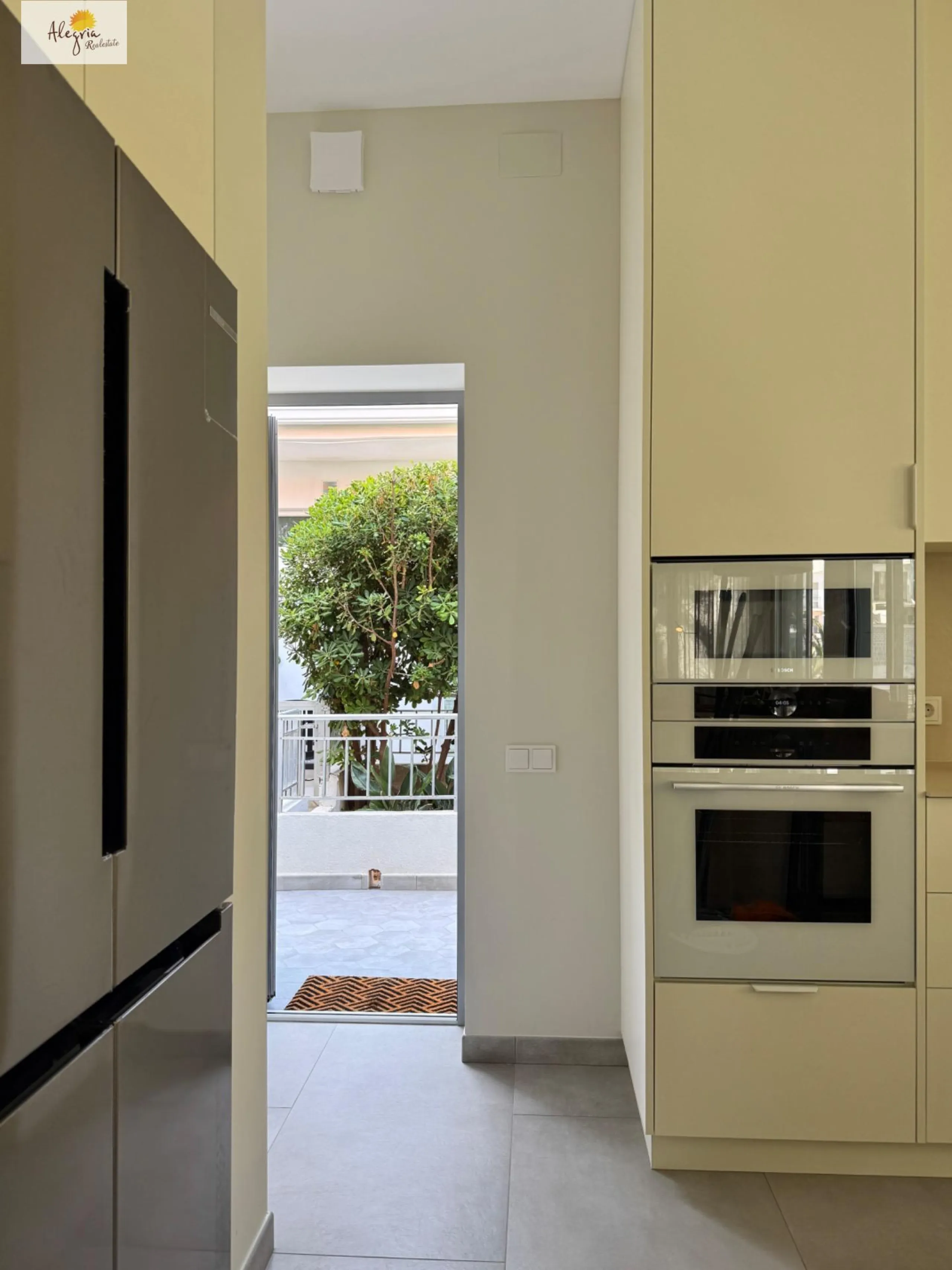 Villa de alta gama en la costa mediterránea, residencia Cap Blanc, Cullera