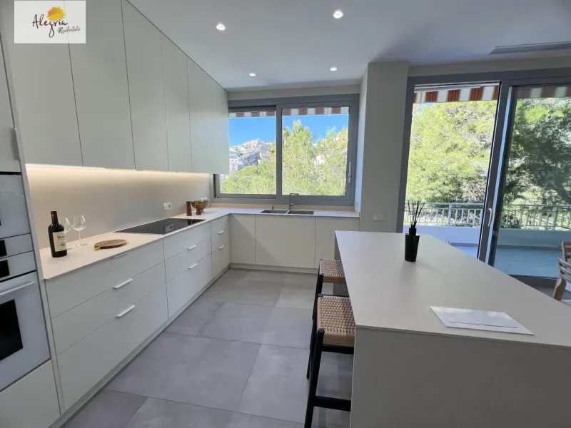 Villa de alta gama en la costa mediterránea, residencia Cap Blanc, Cullera