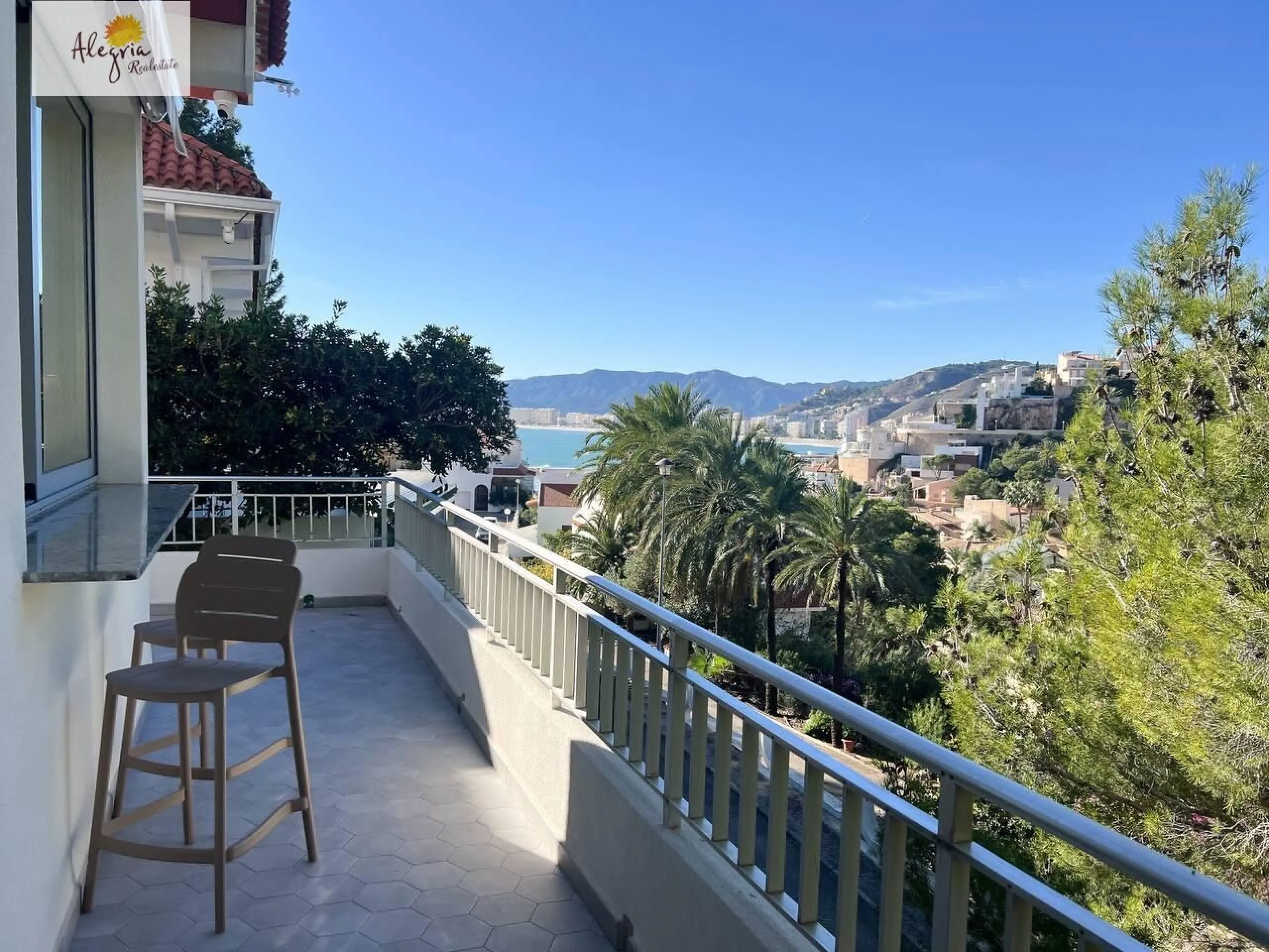 Villa de alta gama en la costa mediterránea, residencia Cap Blanc, Cullera