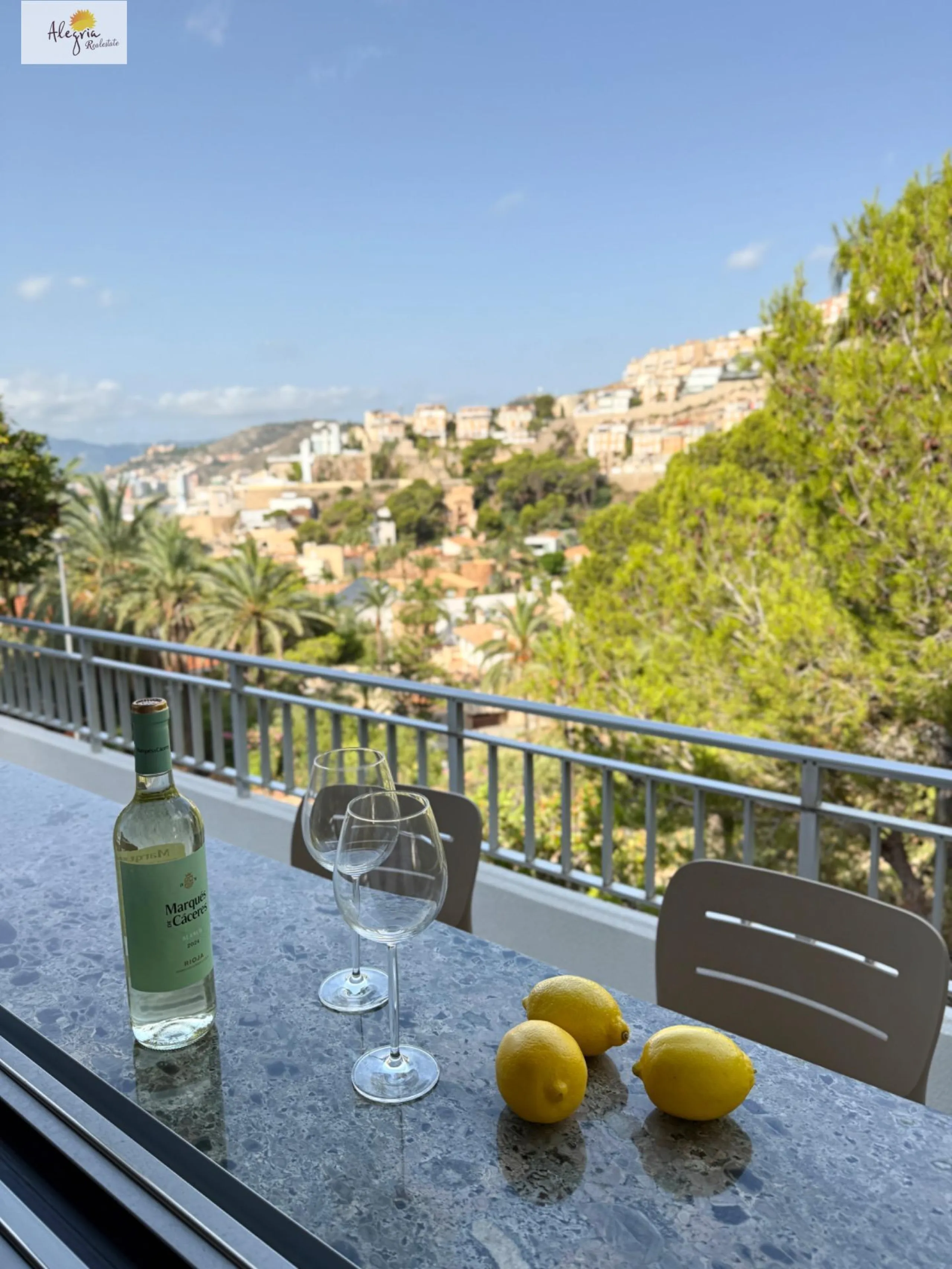 Villa de alta gama en la costa mediterránea, residencia Cap Blanc, Cullera