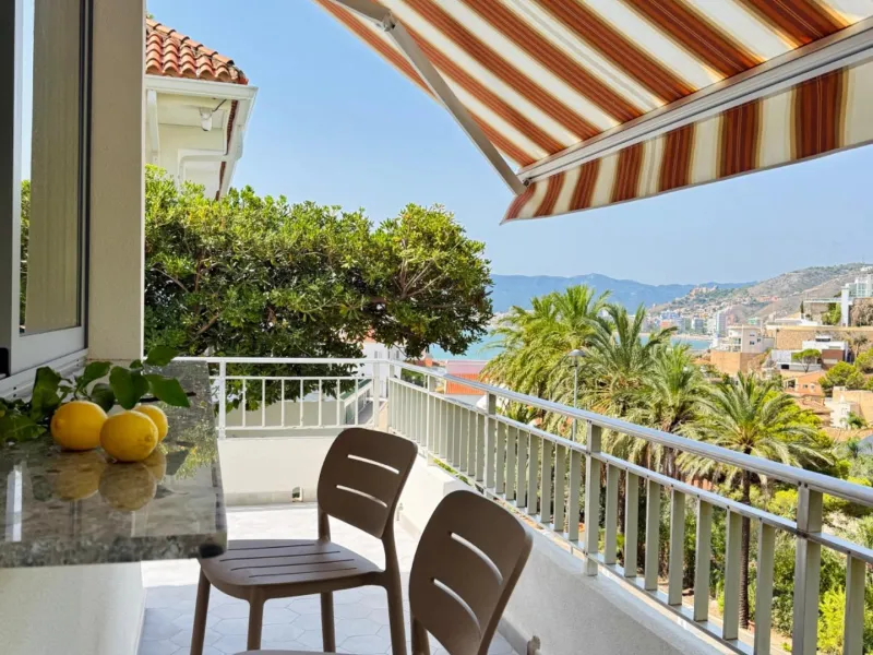 Villa de alta gama en la costa mediterránea, residencia Cap Blanc, Cullera