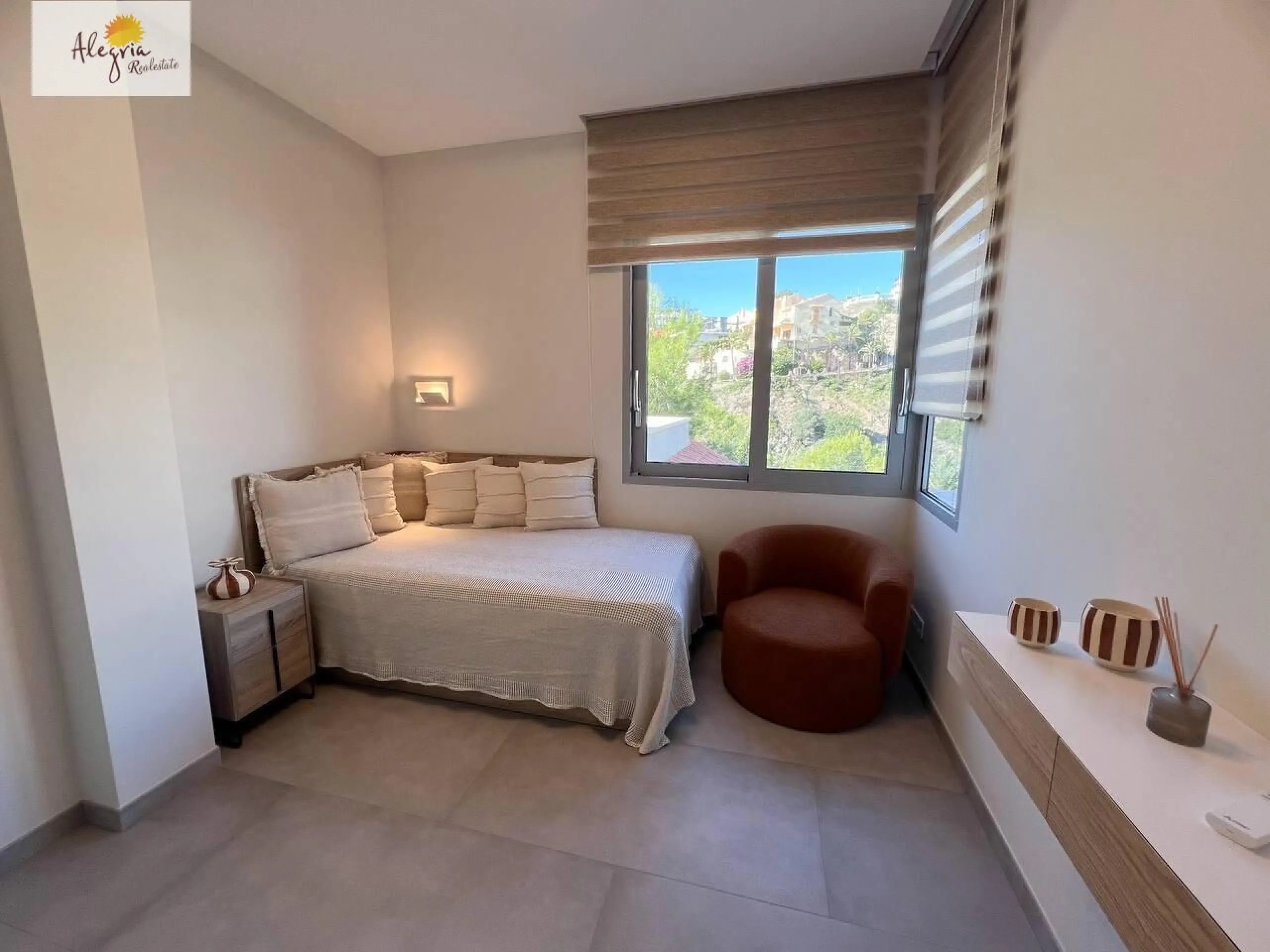 Villa de alta gama en la costa mediterránea, residencia Cap Blanc, Cullera