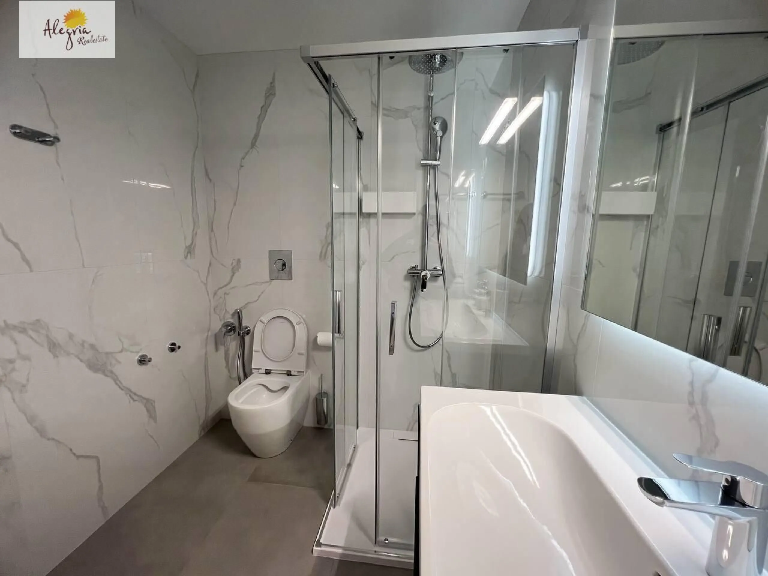 Villa de alta gama en la costa mediterránea, residencia Cap Blanc, Cullera