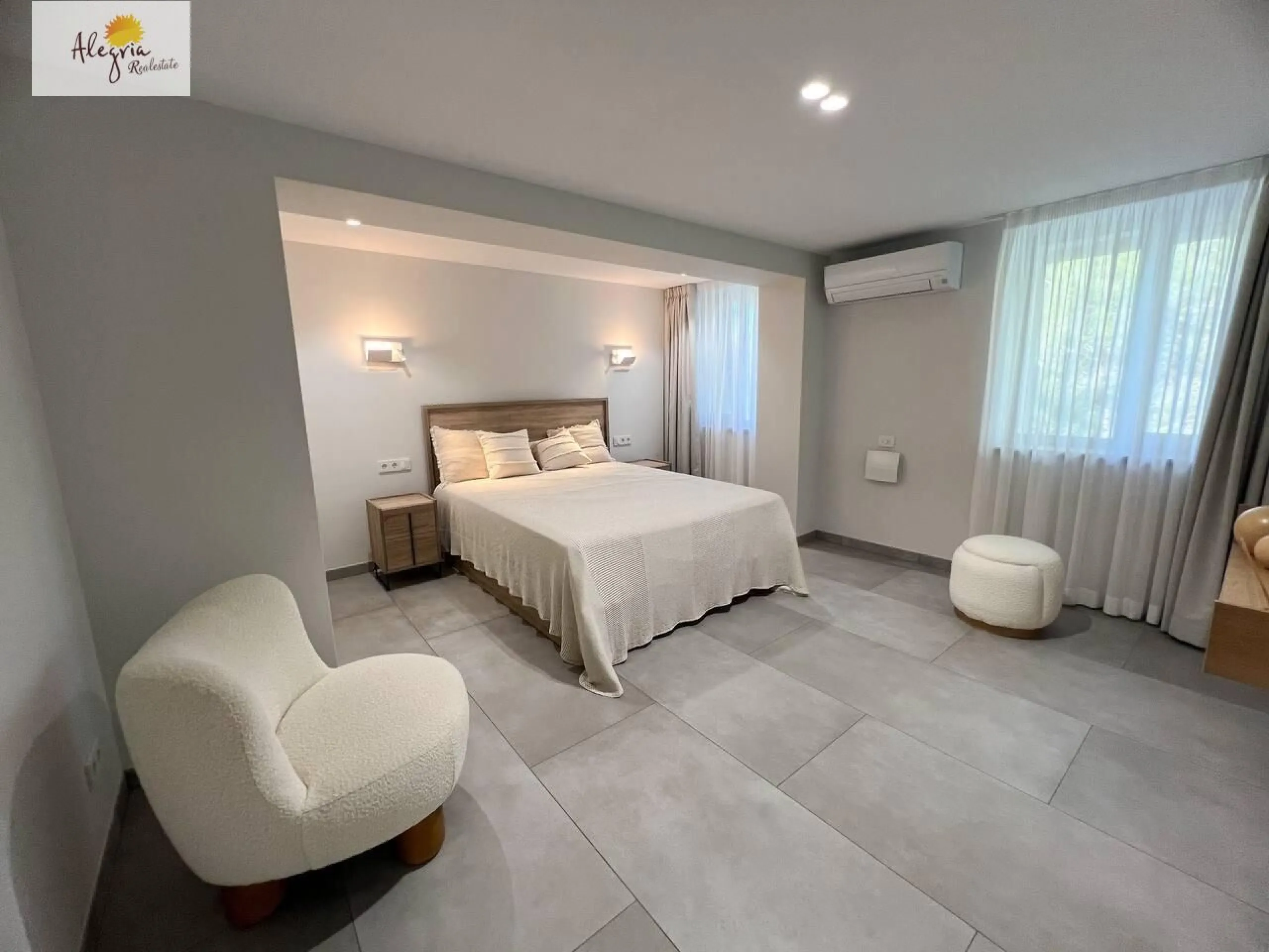 Villa de alta gama en la costa mediterránea, residencia Cap Blanc, Cullera