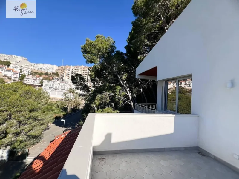Villa de alta gama en la costa mediterránea, residencia Cap Blanc, Cullera