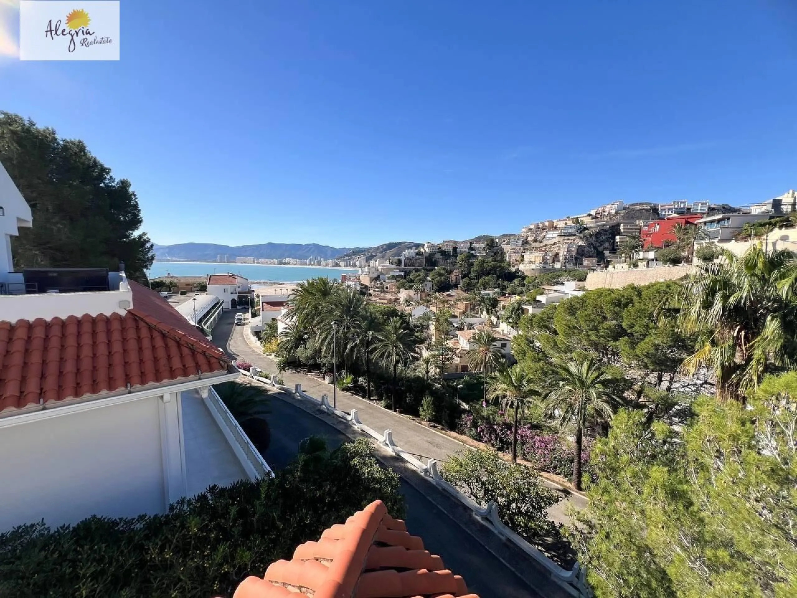 Villa de alta gama en la costa mediterránea, residencia Cap Blanc, Cullera